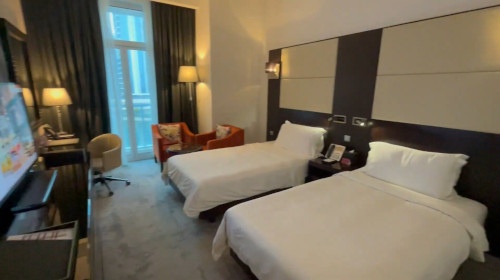 Dubai Jumeirah Lakes Towers Moevenpick Hotel Room For Sale